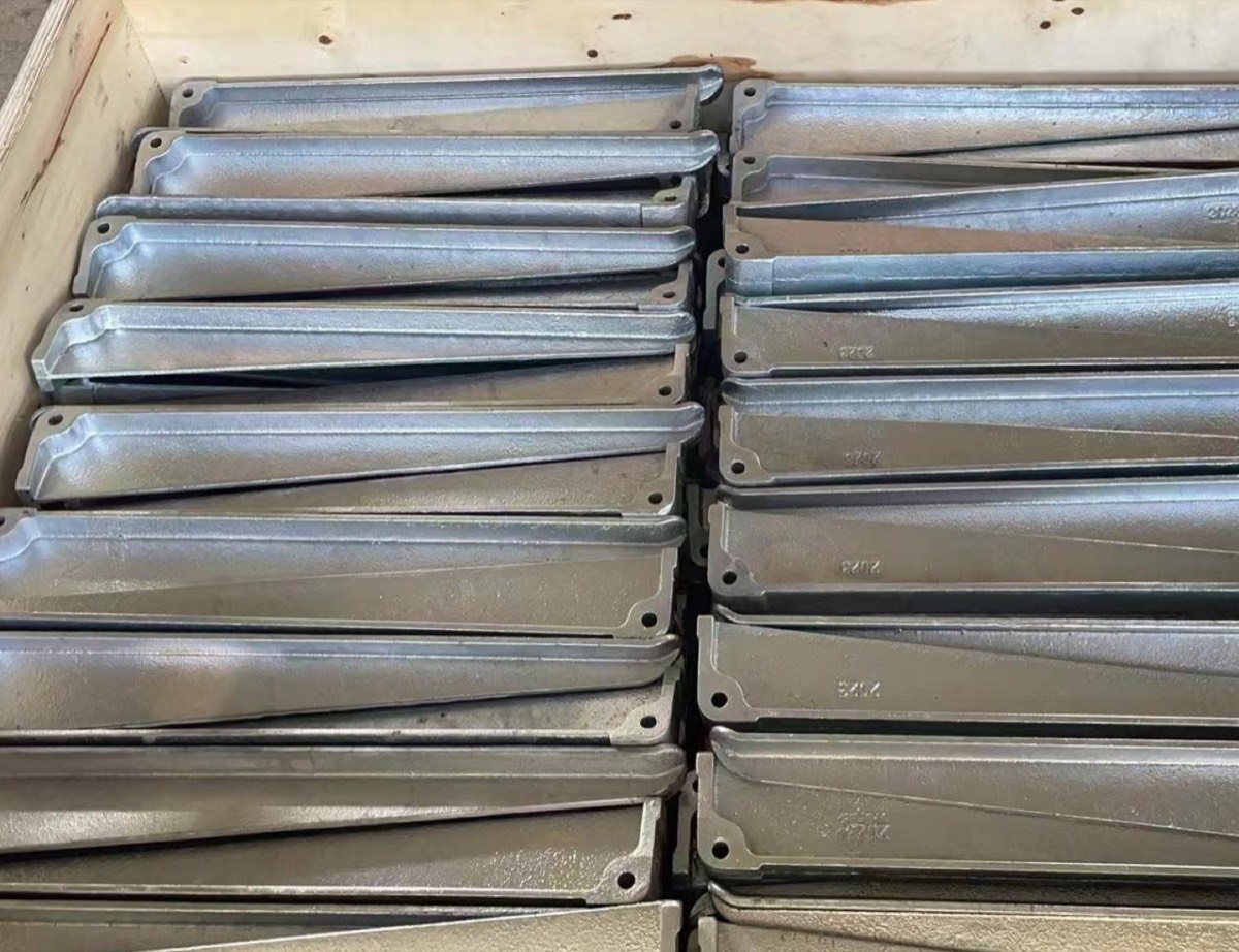 Galvanised cable bracket photo